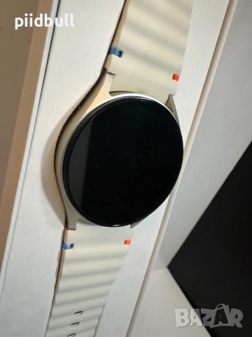 Samsung Galaxy Watch 7 40MM CREAM Чисто нов, снимка 2 - Смарт гривни - 53697921