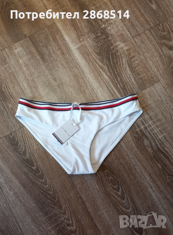 Нов бански Tommy Hilfiger, размер М, снимка 4 - Бански костюми - 44554730