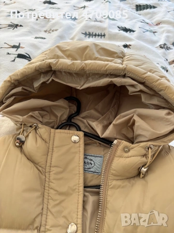 Прекрасна жилетка марка  "prada", снимка 6 - Жилетки - 53664129