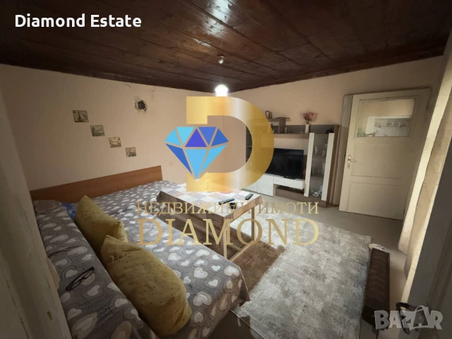 Едноетажна къща в с. Златна ливада, общ. Чирпан