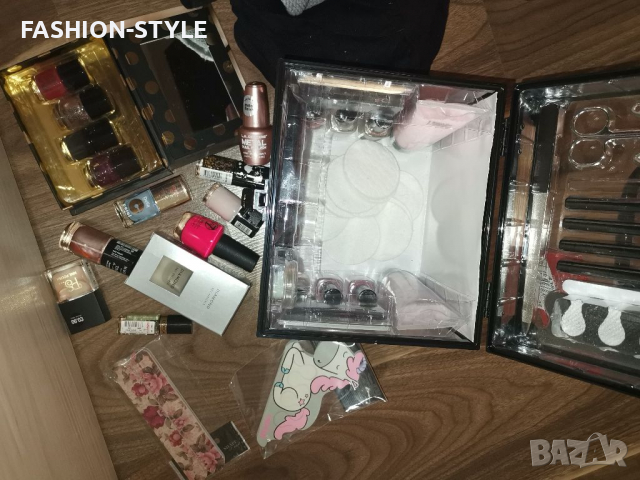 Комплект за маникюр , снимка 6 - Продукти за маникюр - 36259955