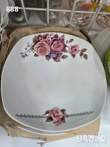 Сервиз чинии 7 броя, снимка 2 - Сервизи - 40455443