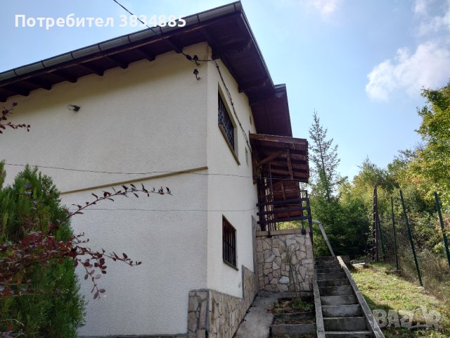 Къща с голям двор в с. Златуша. На 21 км от София., снимка 7 - Къщи - 42261557