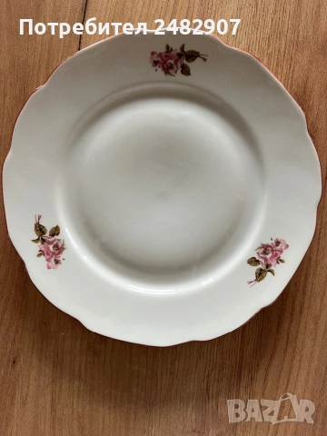 Стара порцеланова чиния - 1 брой, снимка 4 - Чинии - 53655890