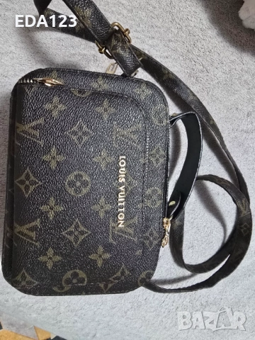 Чанта LV, снимка 2 - Чанти - 52817877