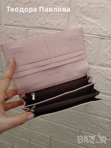 Дамско портмоне , снимка 4 - Портфейли, портмонета - 53472950