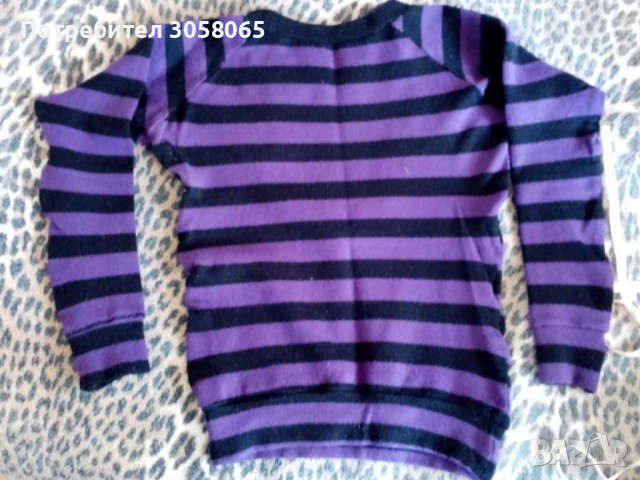 блуза с лилаво и черно и интересни акценти, снимка 3 - Блузи с дълъг ръкав и пуловери - 36277382