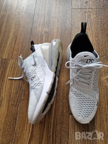 Страхотни мъжки маратонки NIKE MAX 270 , номер 45, снимка 3 - Маратонки - 52354652