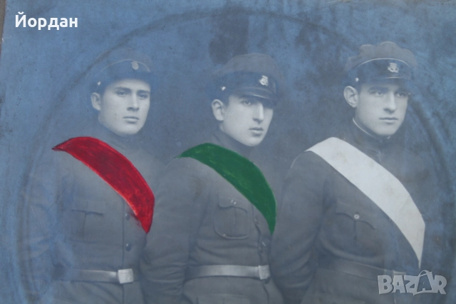 Снимка на Български ученици, снимка 2 - Антикварни и старинни предмети - 51795902