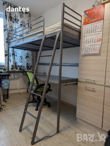 Двуетажно легло IKEA с бюро, включен матрак., снимка 6 - Спални и легла - 52385128