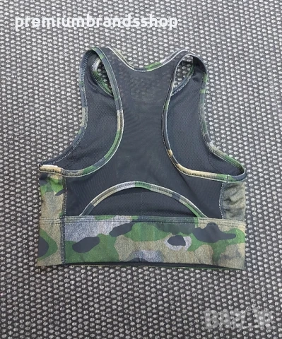 Nike бюстие S размер , снимка 2 - Корсети, бюстиета, топове - 51075126