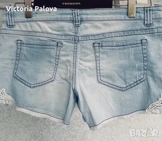 Дънкови къси панталонки / шорти MOSSIMO SUPPLY CO USA, снимка 5 - Къси панталони и бермуди - 50503197