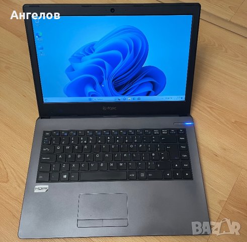 Laptop i5-8250u 240gb ssd 8gb ram 14” FHD ips *