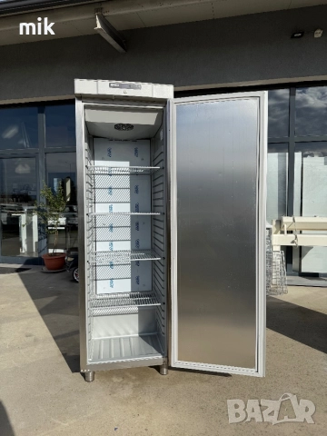 Професионален фризер Gram - Инокс 188см , снимка 2 - Хладилници - 52535270