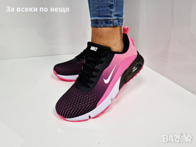 Дамски маратонки Nike, снимка 3 - Маратонки - 44584011