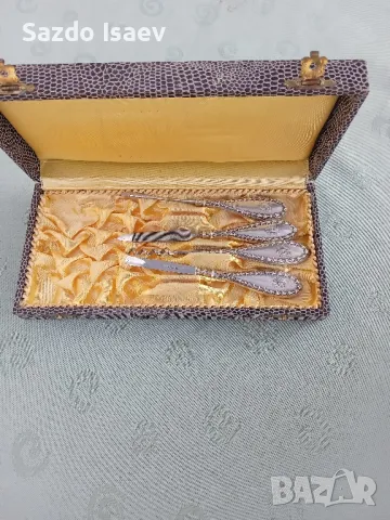 сребърни прибори 