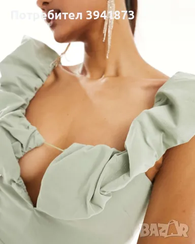 Ефектна рокля Asos с така актуалния цвят sage, снимка 4 - Рокли - 48063373