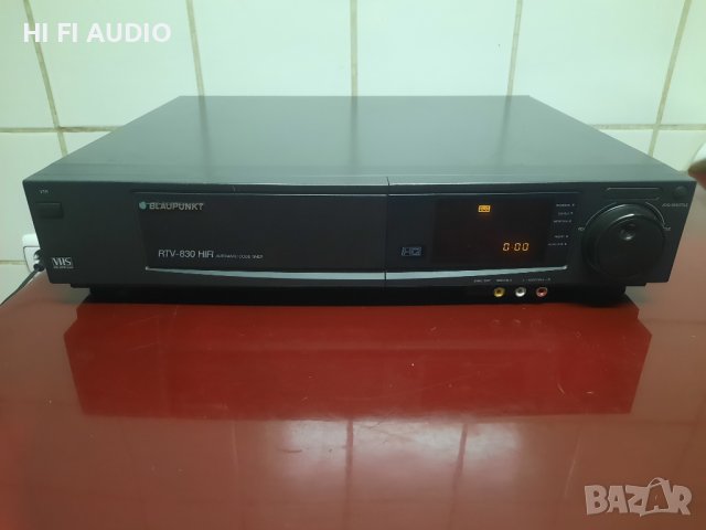 Blaupunkt RTV-830 S-VHS Hi-Fi Video recorder, снимка 2 - Плейъри, домашно кино, прожектори - 42346704