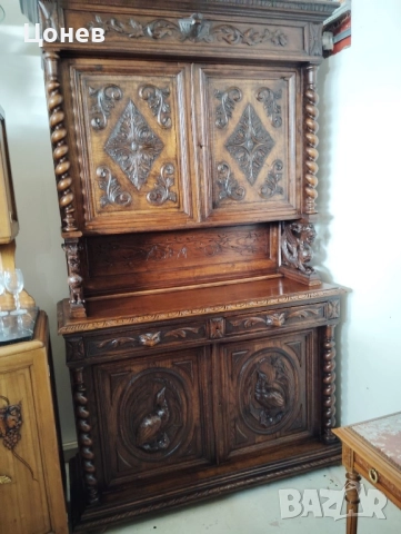 Неоренесансов бюфет