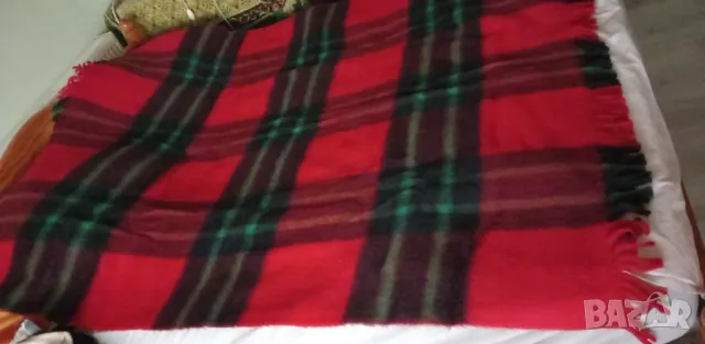 Две вълнени одеала, произведени в Уругвай, снимка 5 - Олекотени завивки и одеяла - 48165236