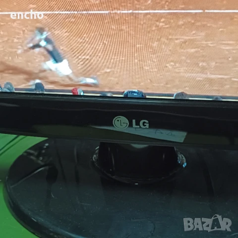 Монитори LG FLATRON w2243T, снимка 3 - Монитори - 50518622