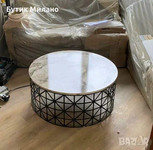 Хола маса, снимка 1