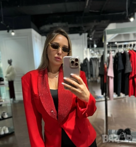 очила с черен обикновен калъф и ув защита gucci 