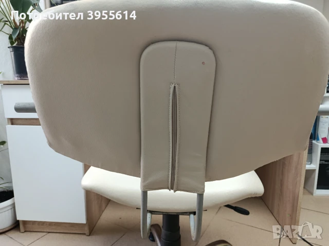 Продавам фризьорски работен стол , снимка 5 - Фризьорски столове - 50956790