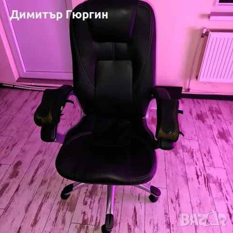 Ергономичен офис/геймърски стол (Много запазен / Без забележки), снимка 2 - Столове - 56185345
