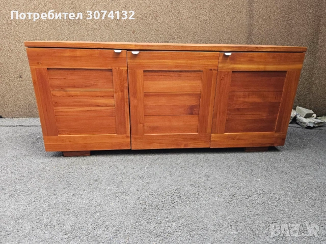 Контрабюфет в стил Рустик изработен изцяло от масив