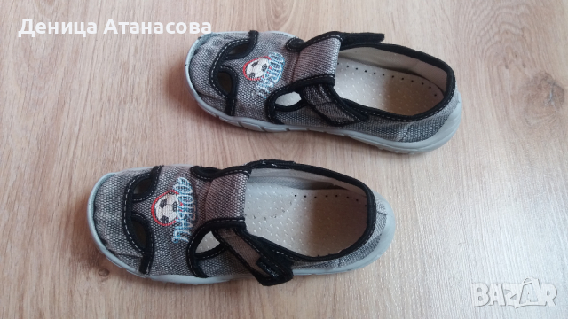 Сини гуменки LC Waikiki, сиви пантофи Viggami, тъмносини пантофи 30 номер и плюшени пантофи 34 номер, снимка 8 - Детски пантофи - 36429813