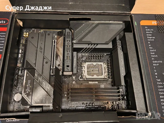 Дъно Asus ROG Strix Z890-E Gaming , снимка 2 - Дънни платки - 56346896