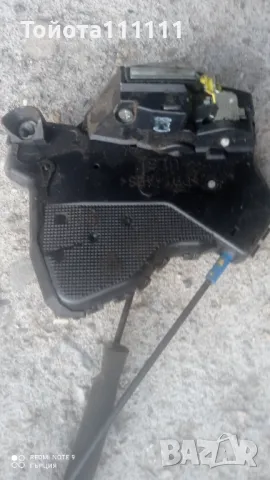 Предна дясна брава за Тойота Корола версо 2004-2009г, снимка 1