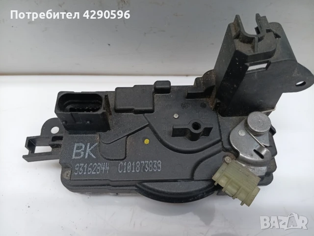 Брава дясна врата за Опел Тигра 93162844 BK Opel Tigra , снимка 2 - Части - 51110245