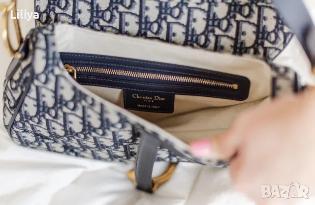 Продавам Dior Saddle Bag, снимка 4 - Чанти - 56269209