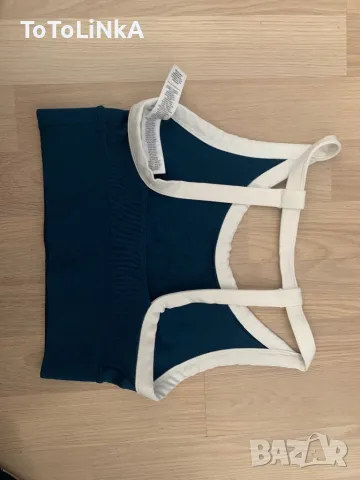 Топ Nike, снимка 2 - Спортни екипи - 49684269