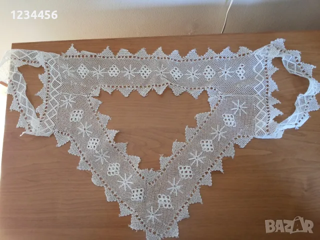 Нови битови покривки, възглавница, кърпички, карета, дантели - ръчна бродерия, везани салфетки, снимка 10 - Декорация за дома - 7175502