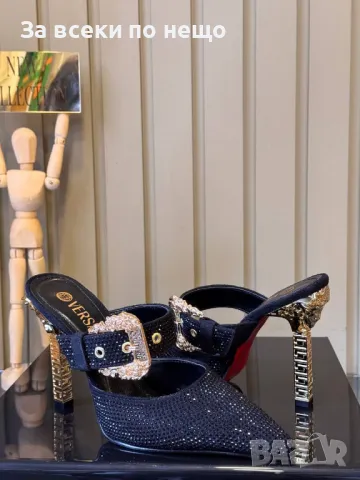 Versace Дамски Черни Чехли Със Златен Метален Ток Версаче Код E266