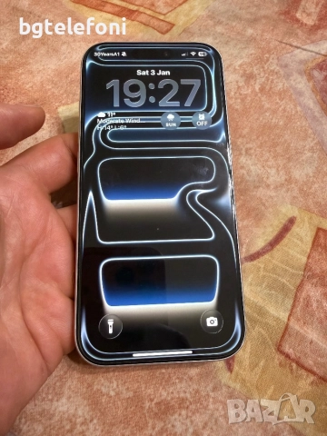 iPhone 17 Pro 256 silver,10 зареждания,активиран на 17.12.2025, снимка 2 - Apple iPhone - 52967199