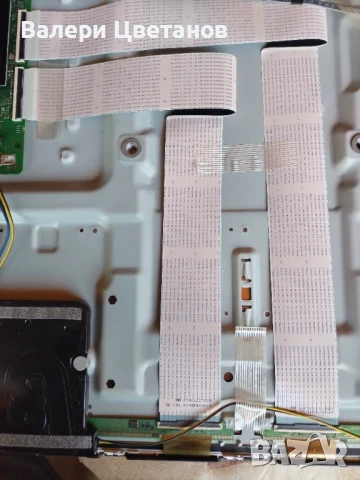 телевизор SAMSUNG UE55AU8072U на части, снимка 18 - Телевизори - 51335491