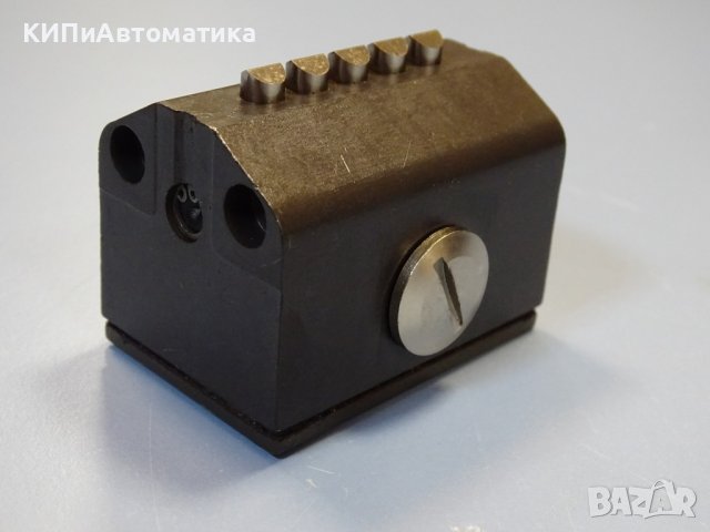 краен изключвател EUCHNER SN5D 08552 multiple position limit switch 250VAC 4A, снимка 3 - Резервни части за машини - 42539318