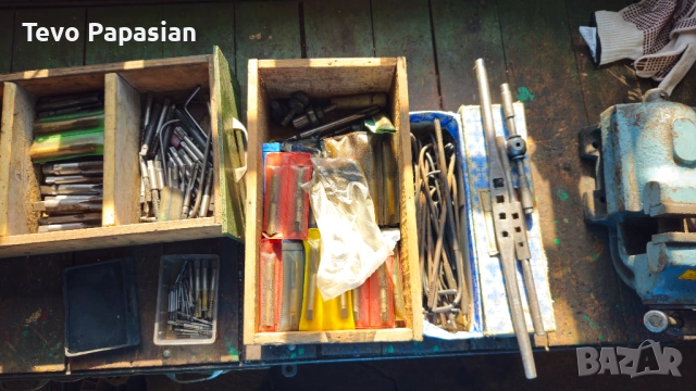 Комплект плашки и метчици с въртоци, снимка 2 - Други инструменти - 52286143