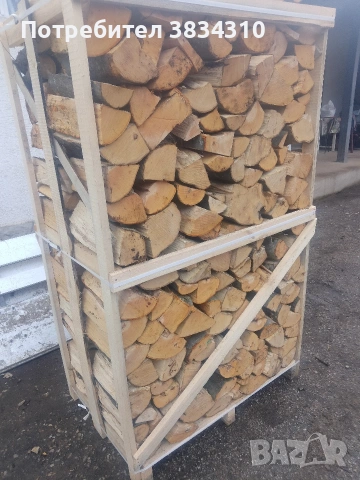 Дърва за огрев нарязани и нацепени. дъб бук габър акация