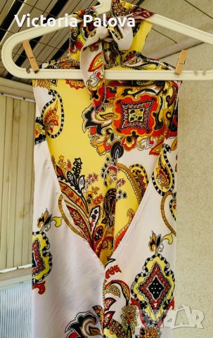 Ярка къса рокля с открит гръб, снимка 6 - Рокли - 44443978