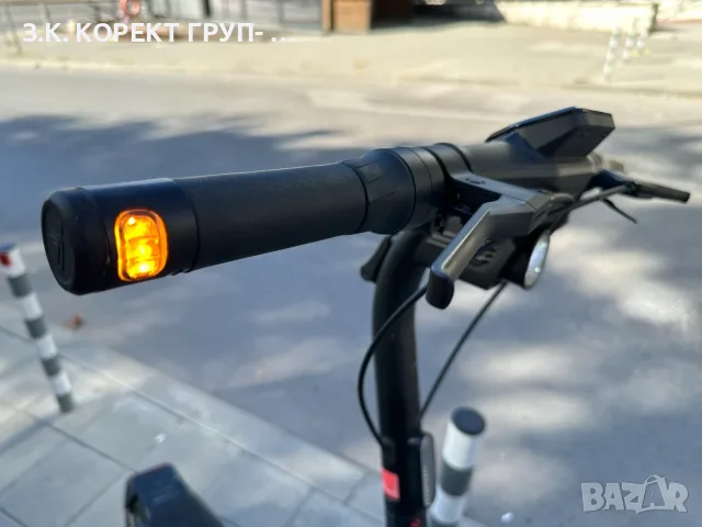 Електрически скутер SEGWAY KICK SCOOTER ZT3 PRO – отлично състояние, снимка 8 - Велосипеди - 56002166
