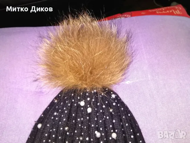 Женска зимна шапка с пискюл 25 процента вълна, снимка 3 - Шапки - 48757161