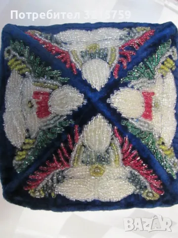 Винтидж ръчно бродирана шапка с мъниста, тюбетейка, снимка 4 - Антикварни и старинни предмети - 49221306