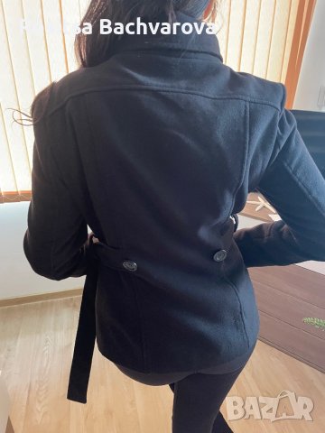 Черно късо палто, размер М, снимка 10 - Палта, манта - 38896011