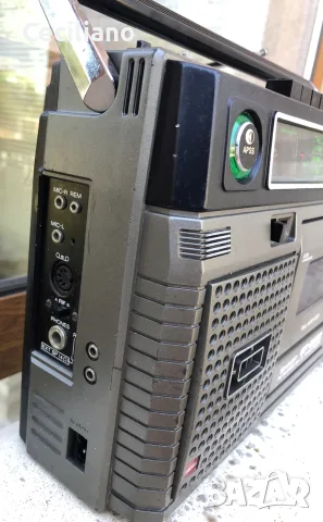 Радиокасетофон Sharp GF-8080 , снимка 5 - Радиокасетофони, транзистори - 55782900