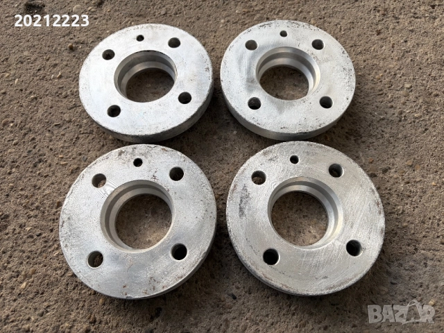 4 броя алуминиеви фланци за Renault, снимка 2 - Аксесоари и консумативи - 52774669